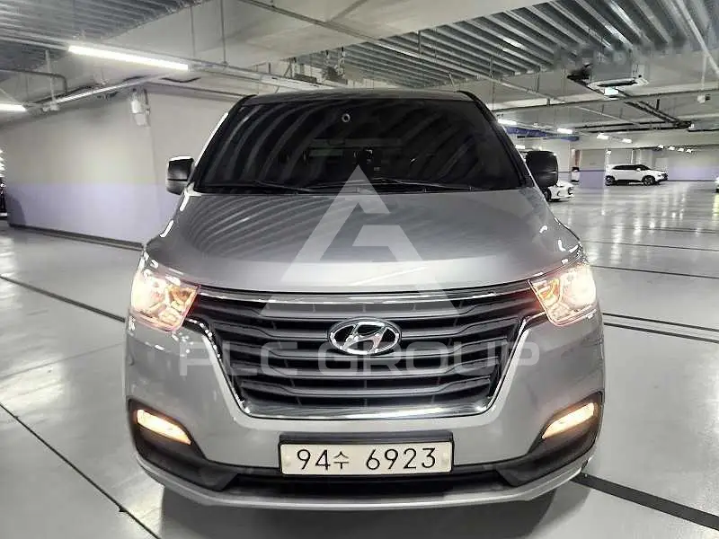 2021 Hyundai Grand Starex