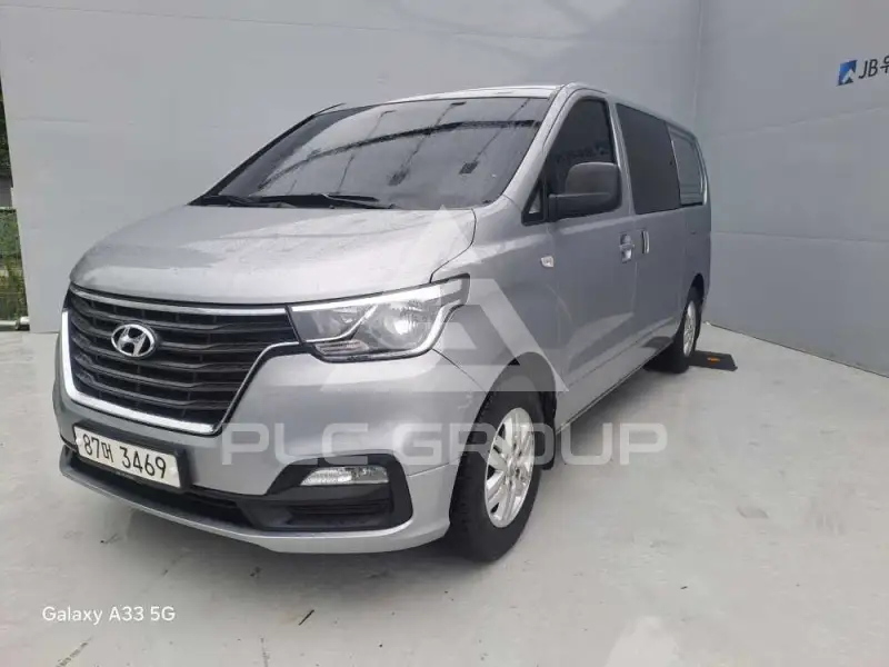 2021 Hyundai Grand Starex