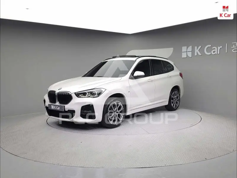 2022 BMW X1