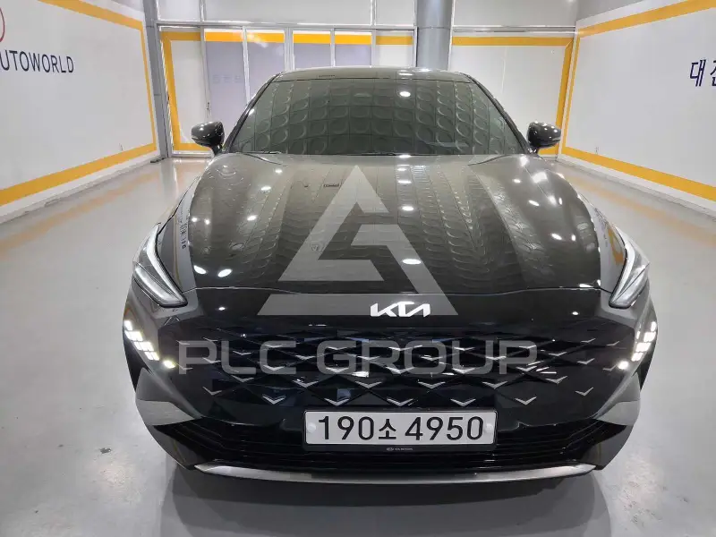 2022 KIA K8