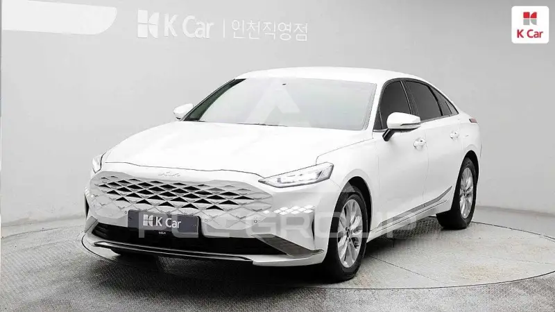 2022 KIA K8
