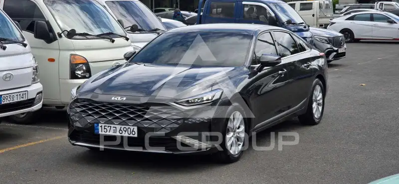 2022 KIA K8