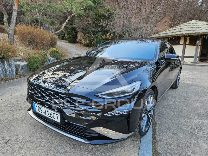 2022 KIA K8