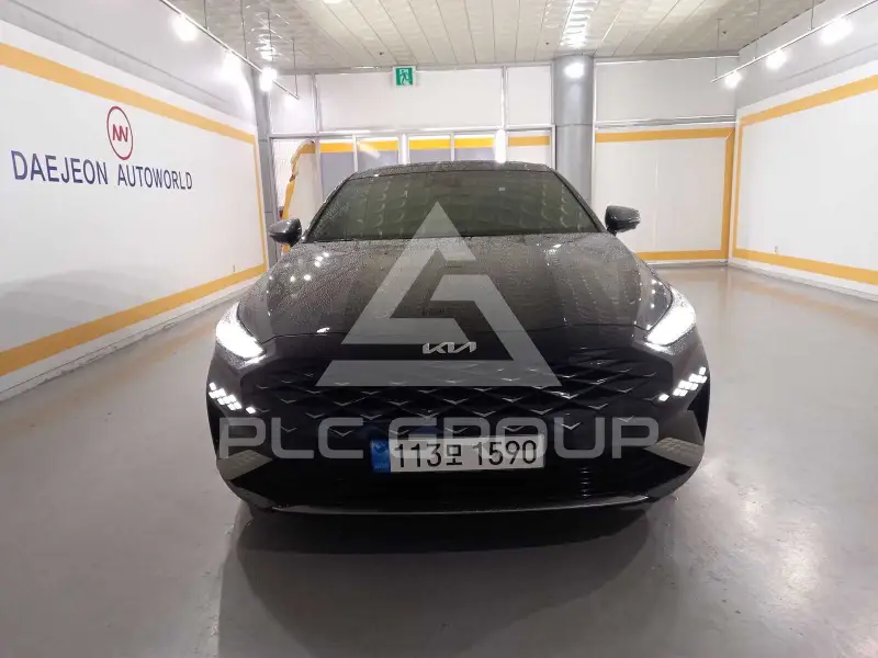 2022 KIA K8