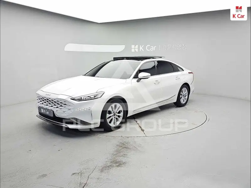 2022 KIA K8