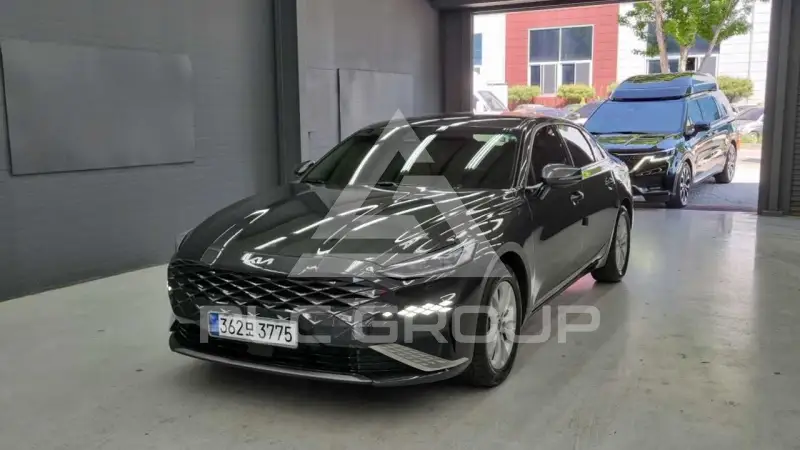 2022 KIA K8