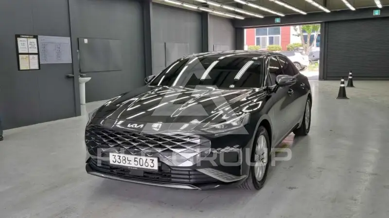 2022 KIA K8