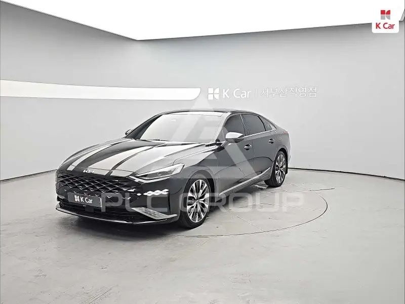 2022 KIA K8