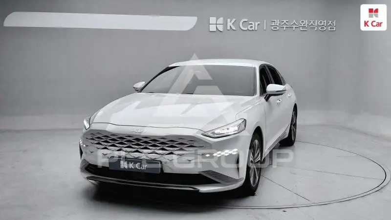 2022 KIA K8