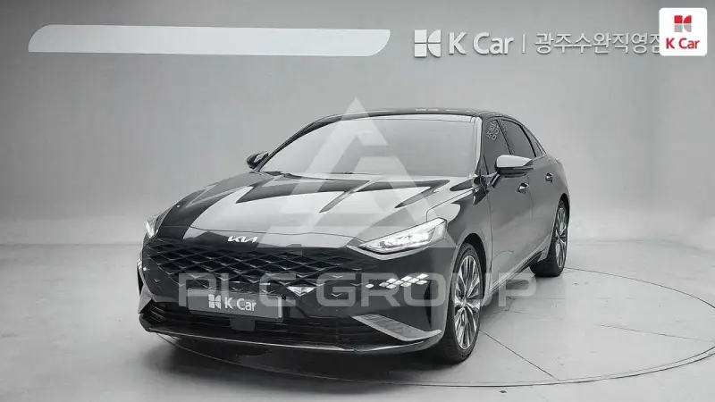 2022 KIA K8