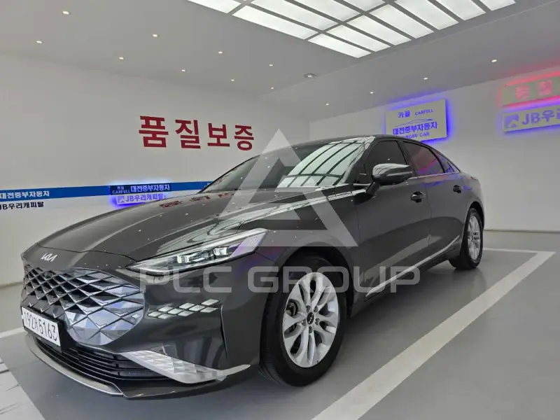 2022 KIA K8