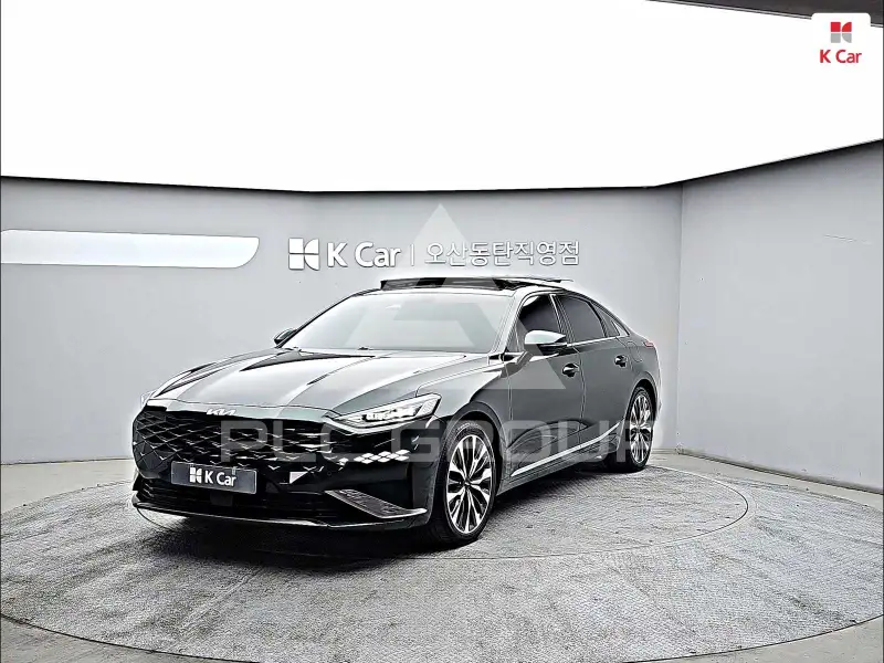 2022 KIA K8