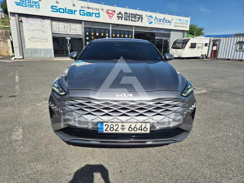 2022 KIA K8