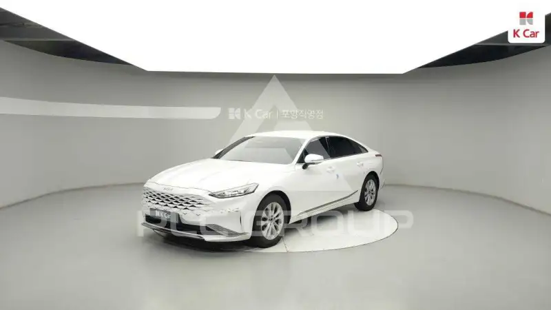 2022 KIA K8