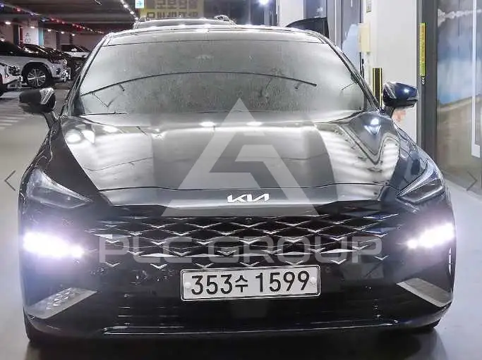 2022 KIA K8