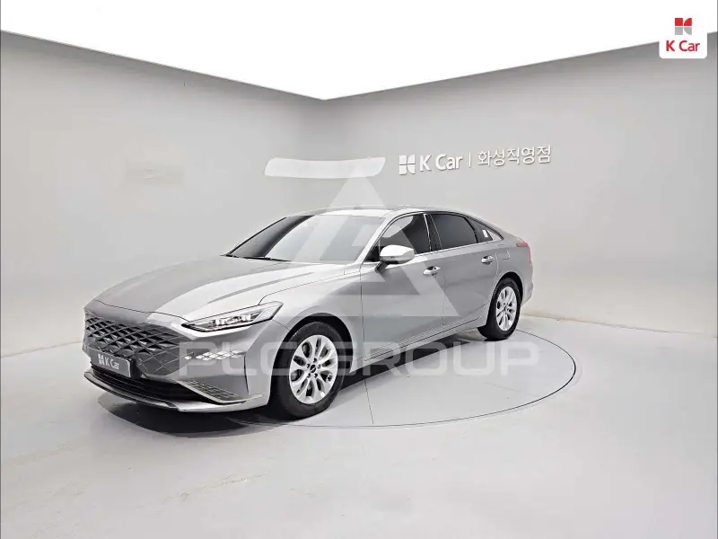 2022 KIA K8