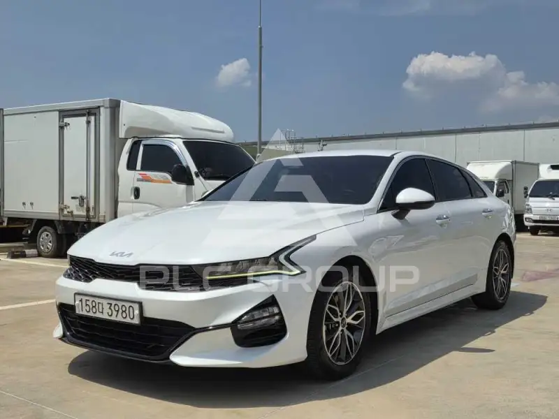 2022 KIA K5