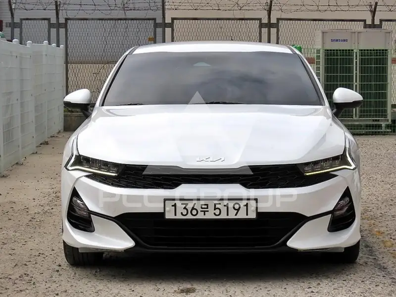 2022 KIA K5