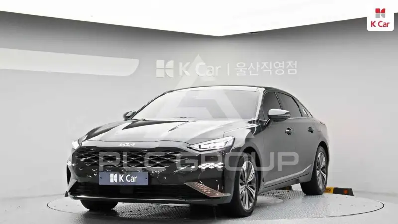 2022 KIA K8