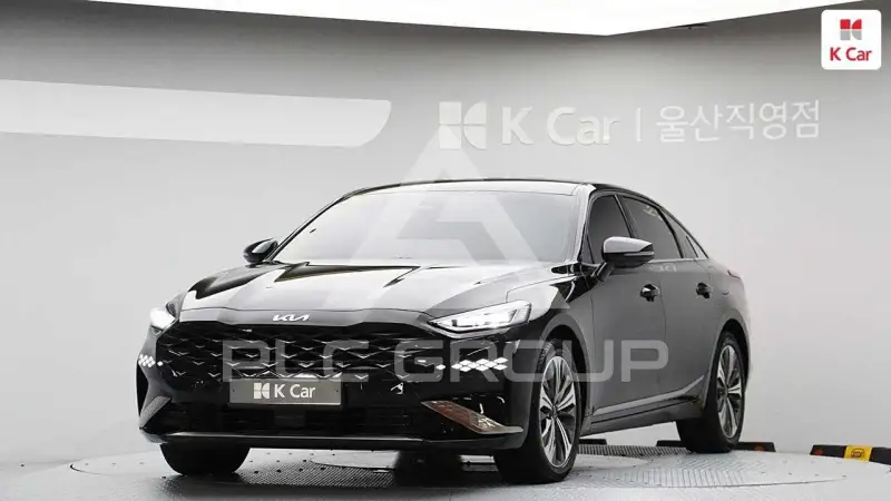 2022 KIA K8