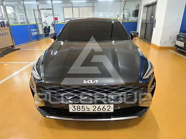 2022 KIA K8