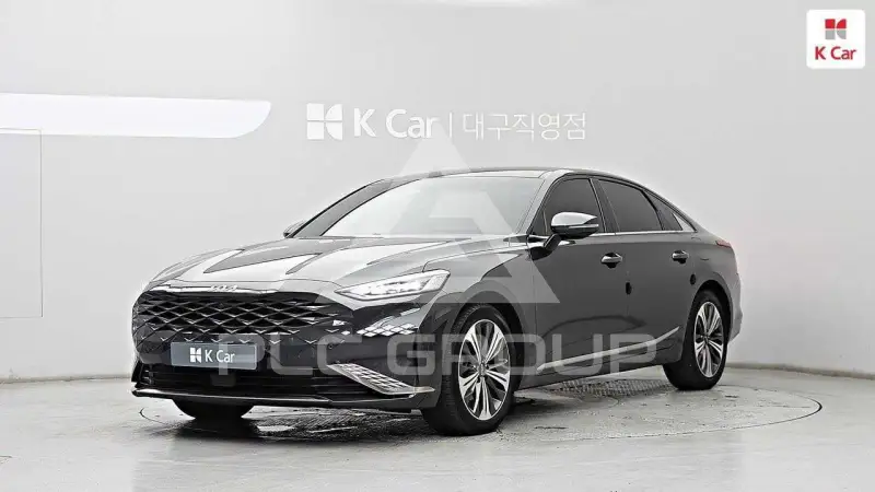 2022 KIA K8