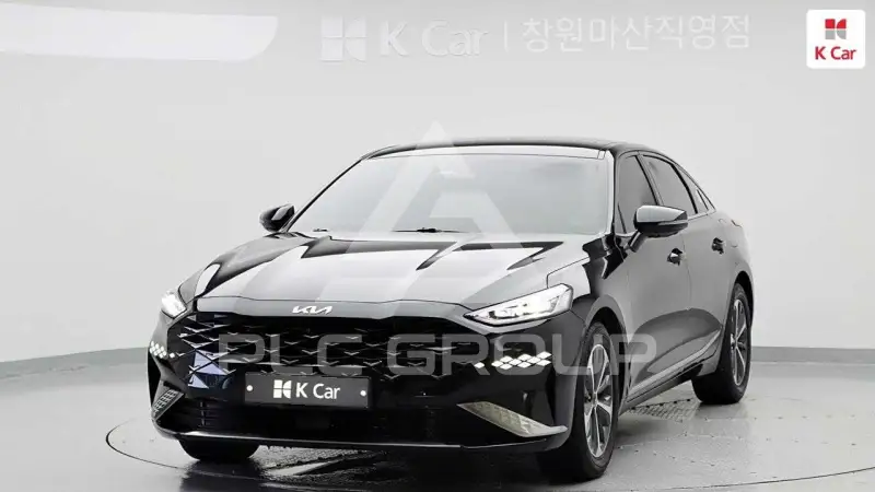 2022 KIA K8