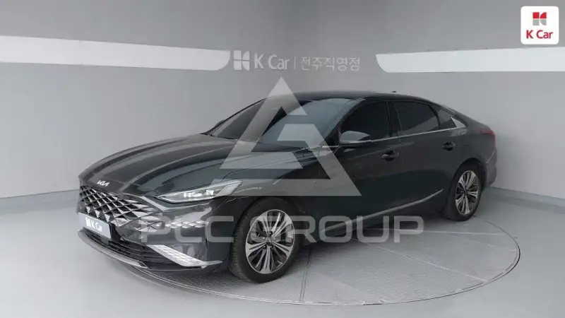 2022 KIA K8