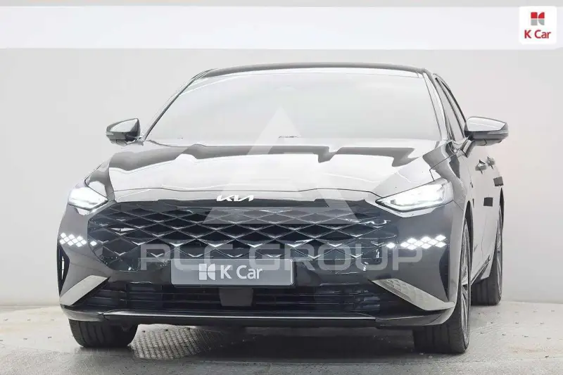 2022 KIA K8