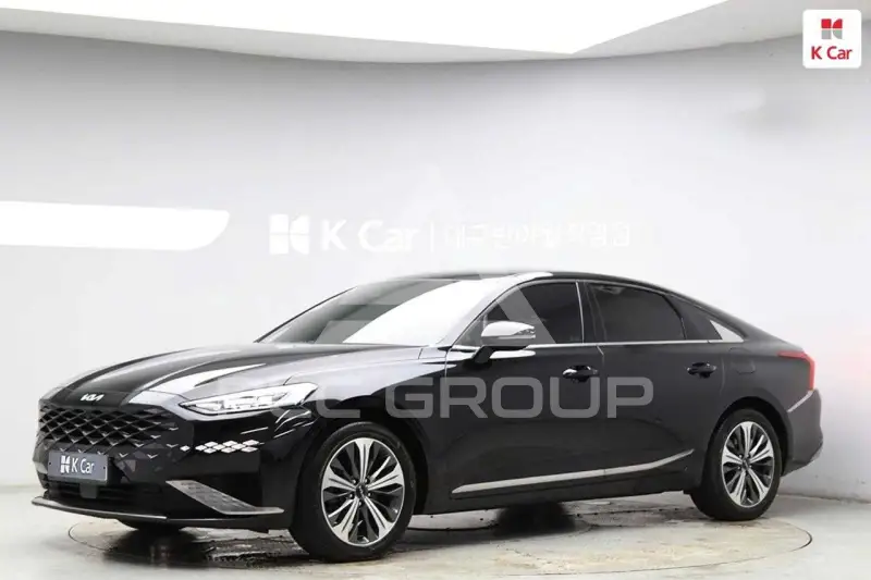 2022 KIA K8