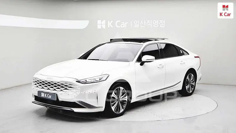 2022 KIA K8