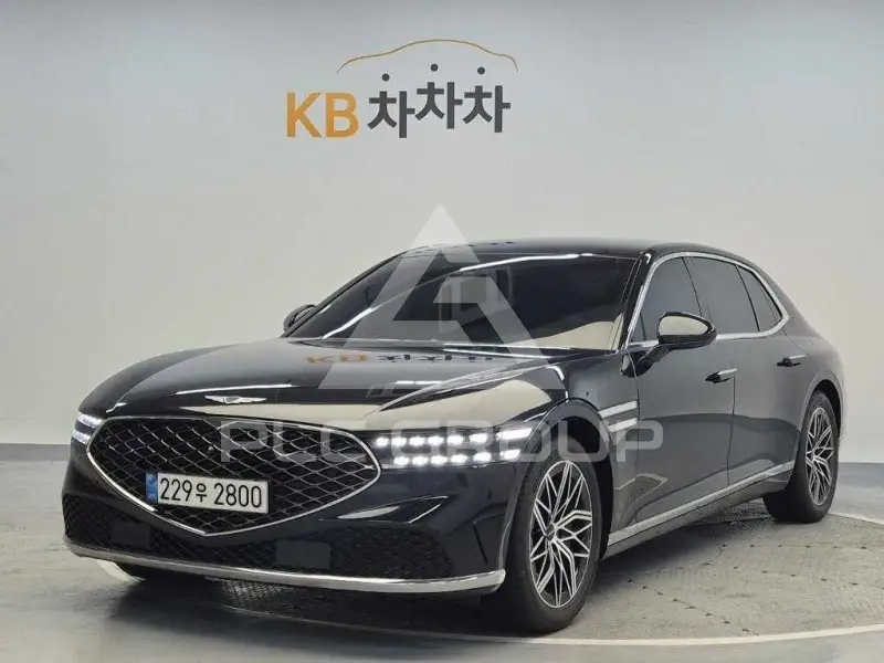 2022 Genesis G90