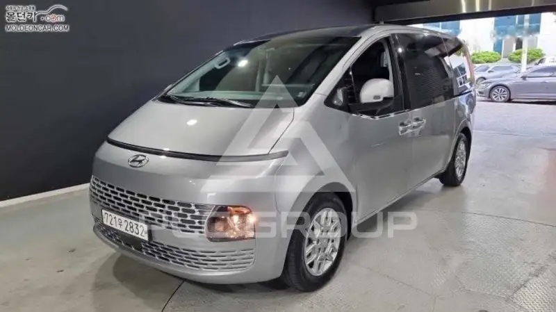 2022 Hyundai Staria