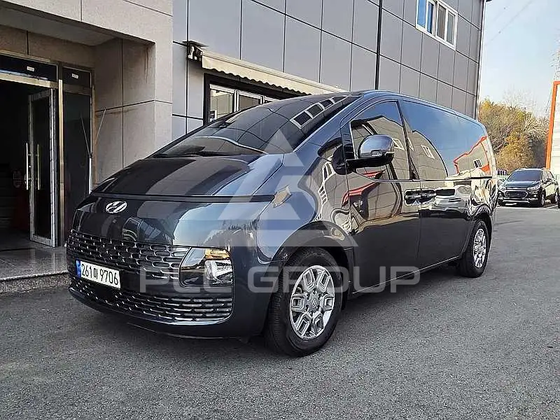 2022 Hyundai Staria