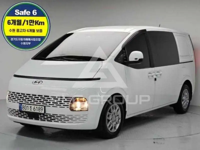 2022 Hyundai Staria