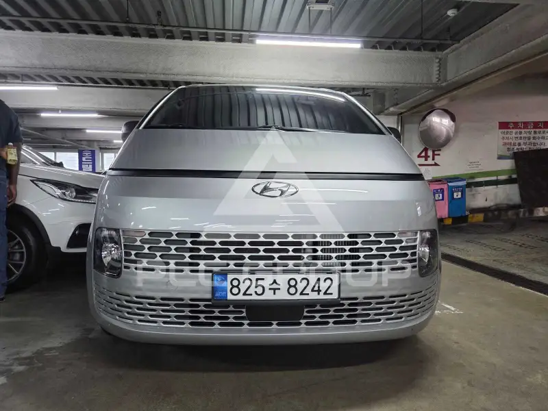 2022 Hyundai Staria