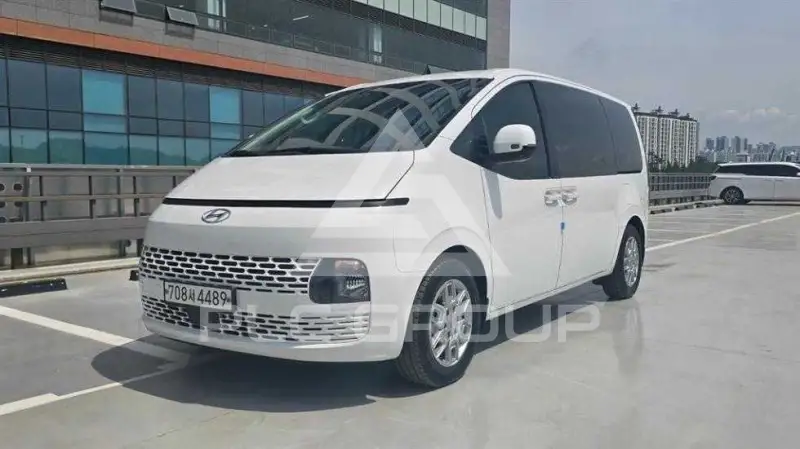 2022 Hyundai Staria