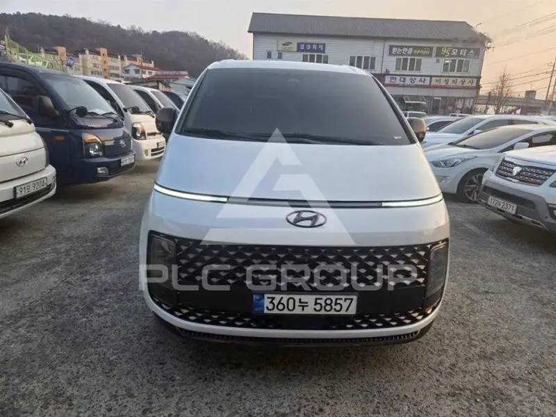 2022 Hyundai Staria