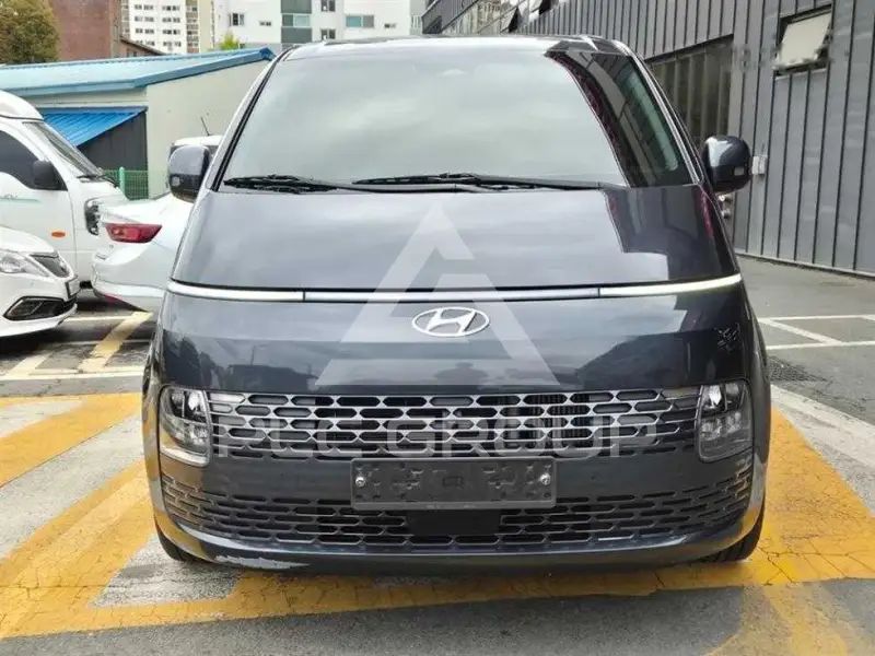 2022 Hyundai Staria