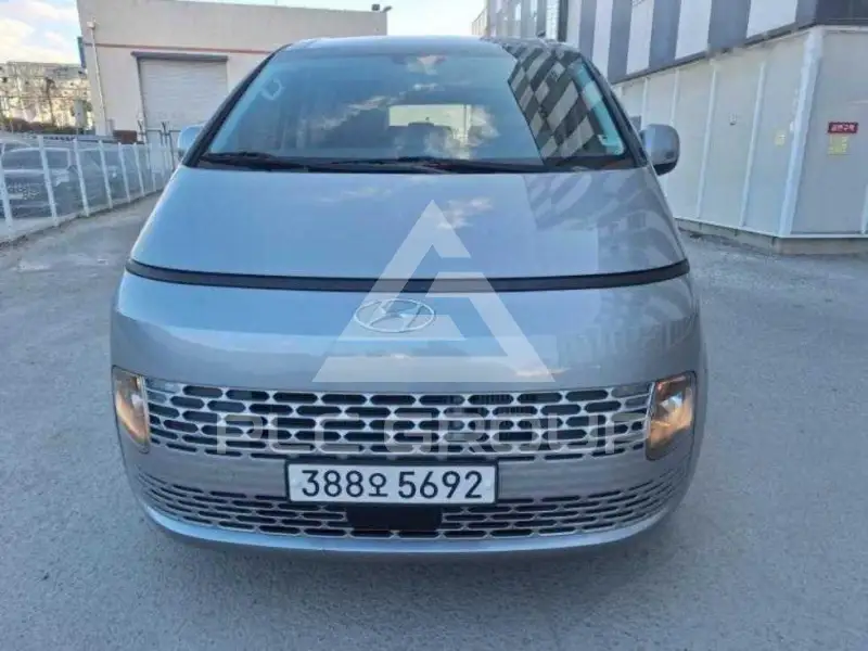 2022 Hyundai Staria