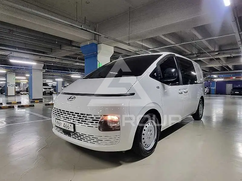 2022 Hyundai Staria