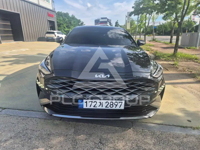 2023 KIA K8
