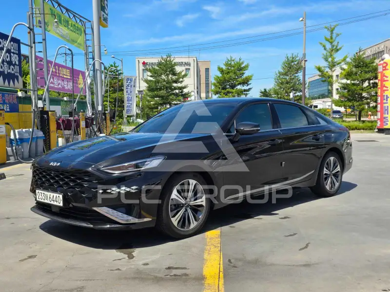 2023 KIA K8