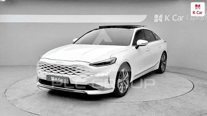 2023 KIA K8