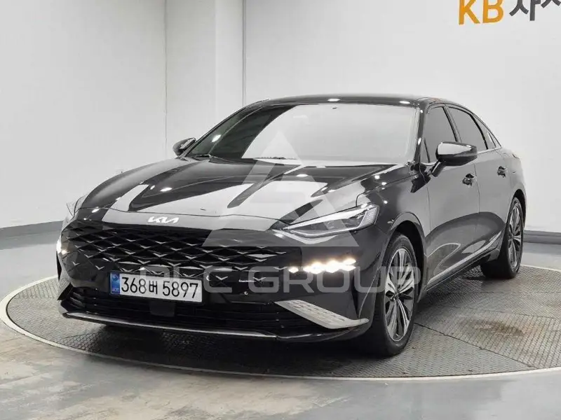 2023 KIA K8