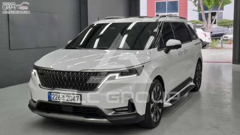 2023 KIA Carnival