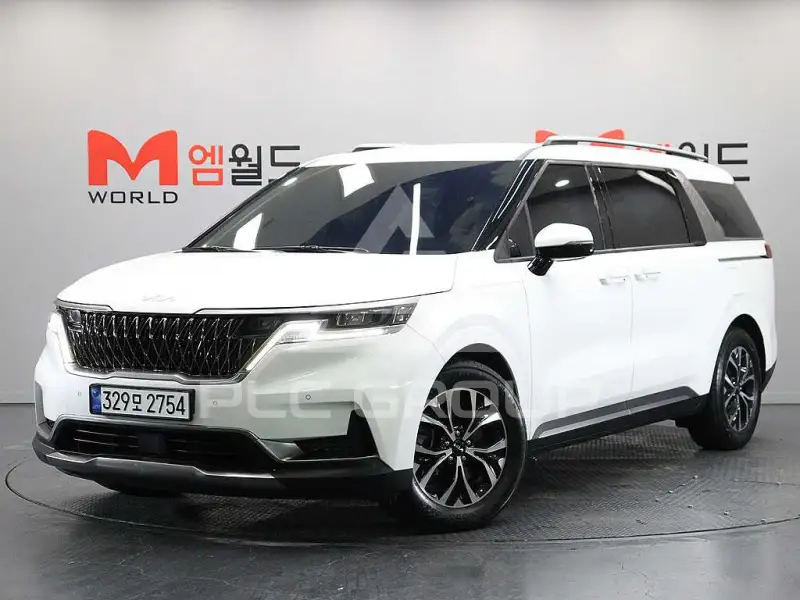 2023 KIA Carnival