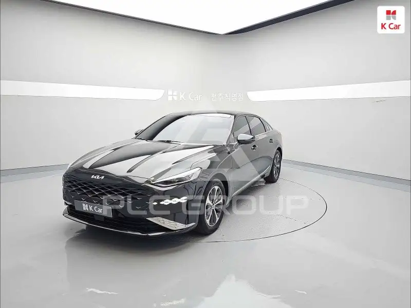 2023 KIA K8