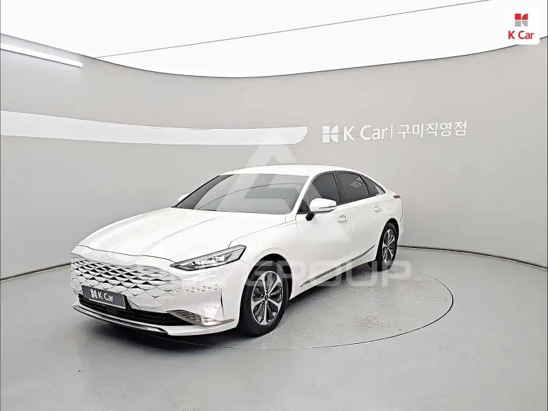 2023 KIA K8