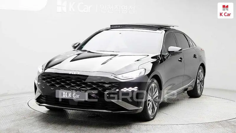 2023 KIA K8